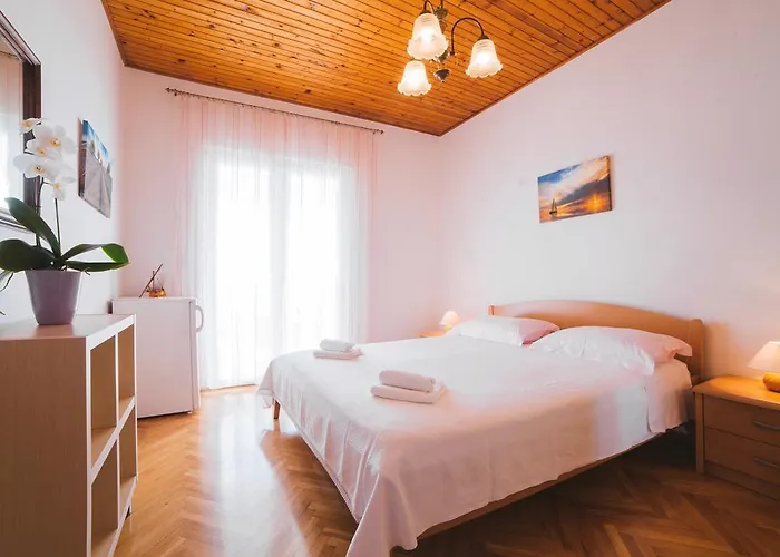 Ante Petric هفار