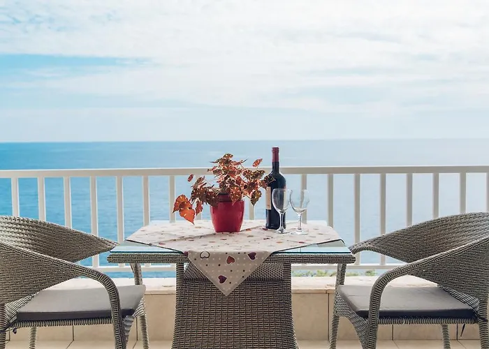 아파트먼츠 안테 패트릭