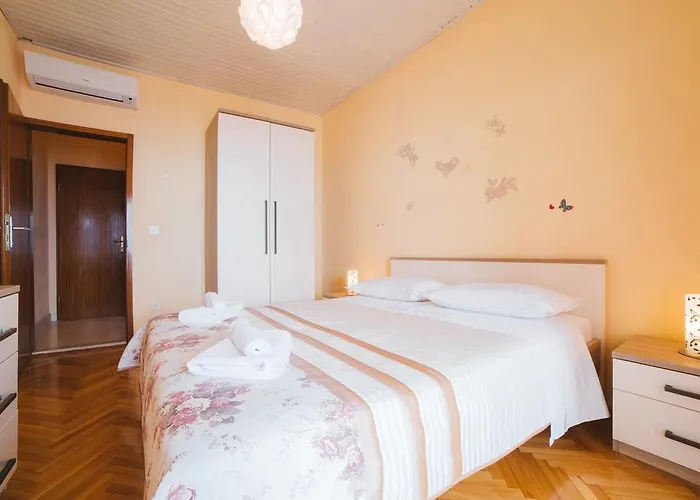 Ante Petric هفار