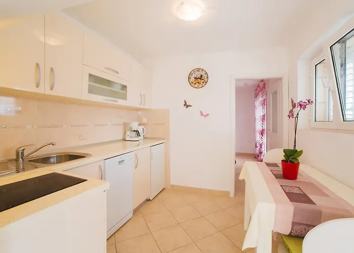 아파트먼츠 안테 패트릭